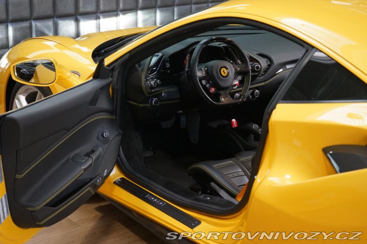 Ferrari 488 GTB Carbon LIFT Daytona J 2020