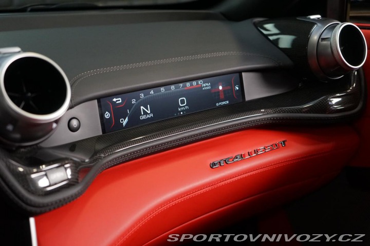Ferrari GTC4Lusso T V8 Bianco Avus ADAS Zár 2019