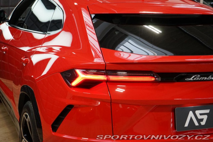 Lamborghini Urus B&O Masáž ADAS Záruka 2019