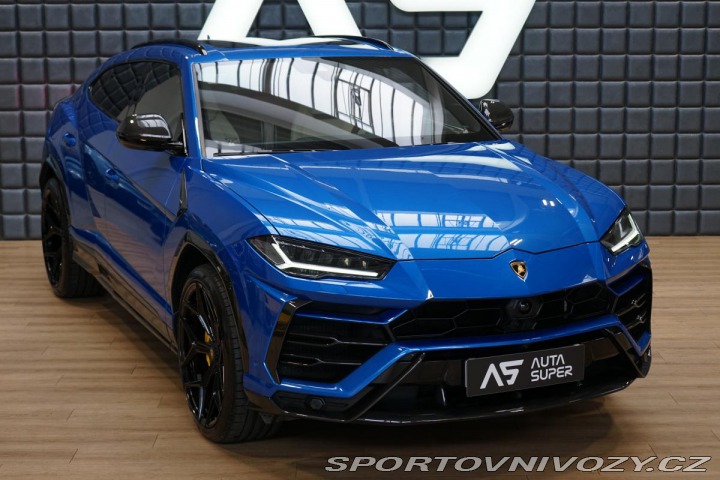 Lamborghini Urus Novitec Carbon Akrapovič 2021