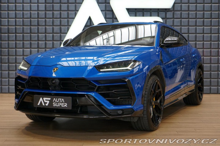 Lamborghini Urus Novitec Carbon Akrapovič 2021