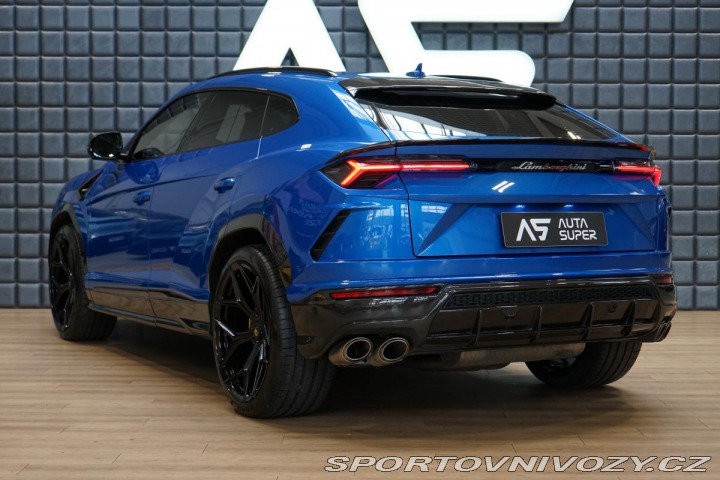 Lamborghini Urus Novitec Carbon Akrapovič 2021