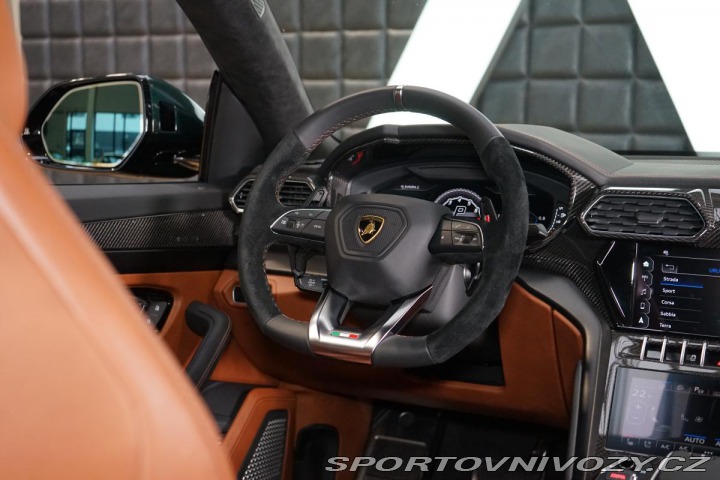 Lamborghini Urus Ad-Pers. B&O Carbon Q 2021