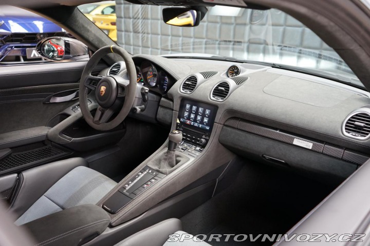 Porsche 718 GT4 RS Weissach PDLS LIFT 2022