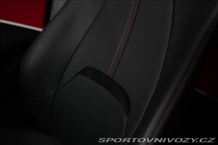Ferrari Roma 4,0 V8 twin turbo, ROSSO 2021