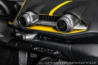 Ferrari 812 Superfast  V12, lift, car 2020