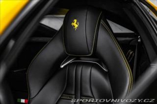 Ferrari 812 Superfast  V12, lift, car 2020