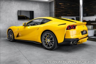 Ferrari 812 Superfast  V12, lift, car 2020