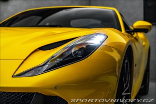 Ferrari 812 Superfast  V12, lift, car 2020