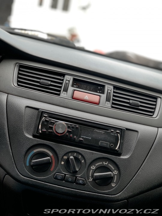 Mitsubishi Lancer EVO VII 2002
