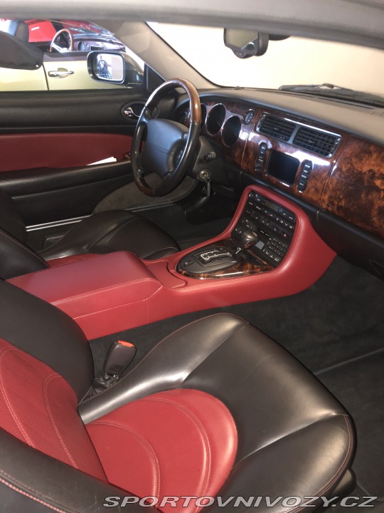 Jaguar XKR 2003