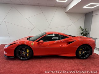 Ferrari F8 Lift*Alcantara*Carbon sed 2021