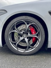 Alfa Romeo Giulia QV 2.9 Biturbo CarbonPack 2016