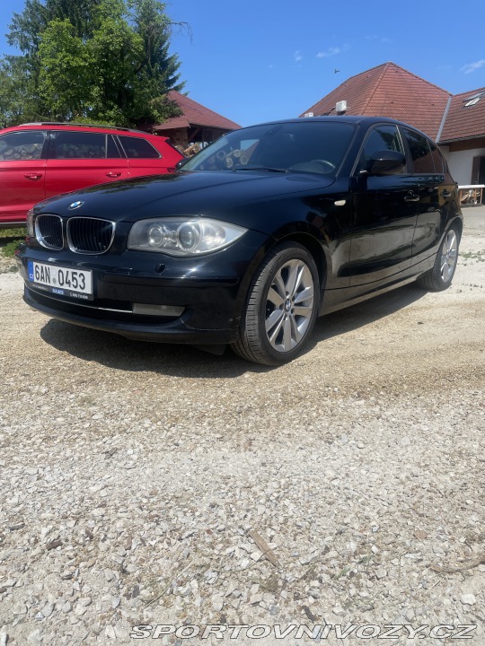 BMW 1 118D 2011