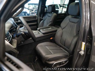 Ostatní značky Ostatní modely Jeep Wagoneer 5.7 Wagoneer V8, HeadUp 2023