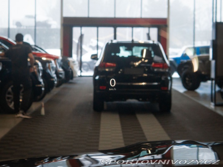 Ostatní značky Ostatní modely Jeep Wagoneer 5.7 V8, HeadUp 2024