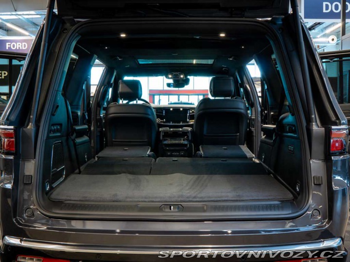 Ostatní značky Ostatní modely Jeep Wagoneer 5.7 V8, HeadUp 2024