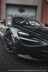 McLaren 720S  2020