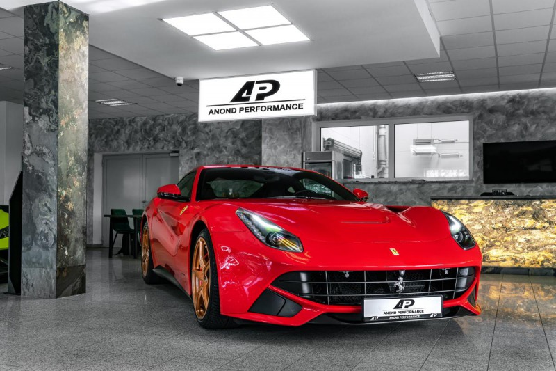 Ferrari F12berlinetta CARBON/LIFT/EL.SEATS/WARR