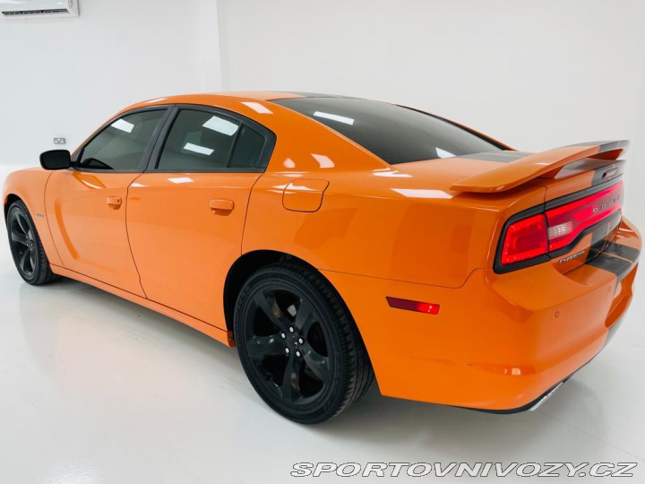 Dodge Charger R/T 5.7 Hemi V8 2013