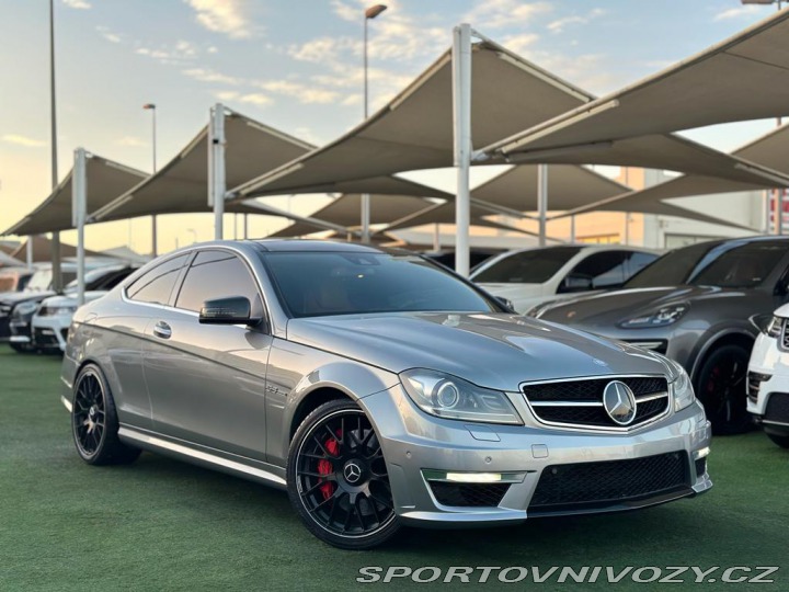 Mercedes-Benz C C63 AMG COUPE 2013