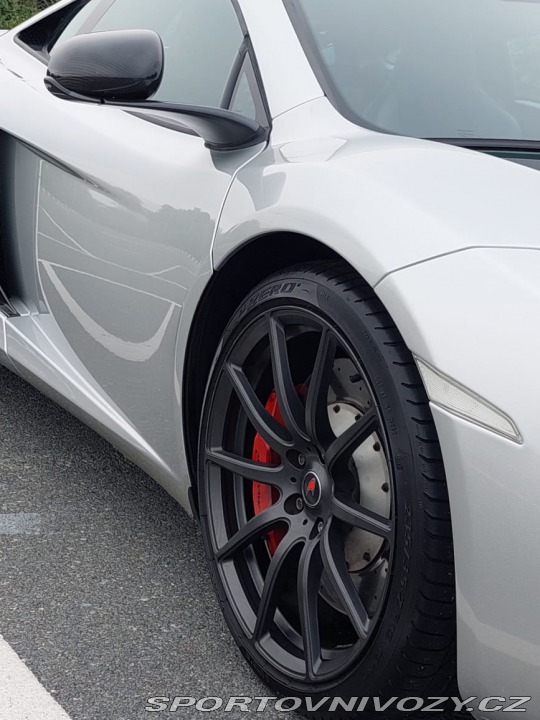 McLaren 12C MP4-12C 2012