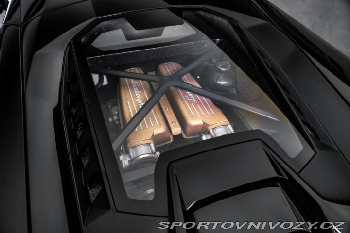 Lamborghini Huracán V10 PERFORMANTE, lift, ke 2019