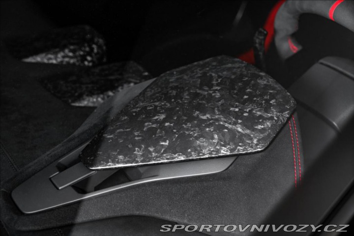 Lamborghini Huracán V10 PERFORMANTE, lift, ke 2019