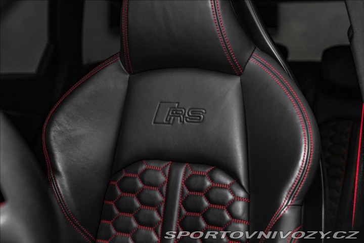 Audi RS4 RS4 TFSI quattro tiptron 2018