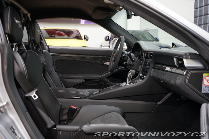 Porsche 911 GT3 RS Weissach PCCB Manu 2018