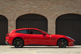 Ferrari GTC4Lusso  2017