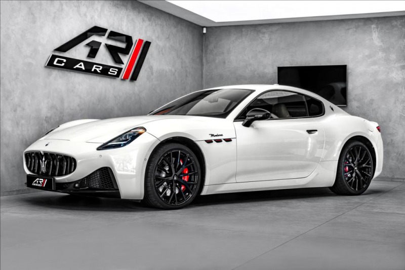 Maserati GranTurismo Modena V6 AWD, Matrix, he