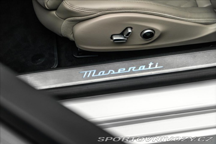 Maserati GranTurismo Modena V6 AWD, Matrix, he 2023