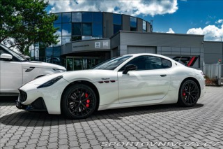 Maserati GranTurismo Modena V6 AWD, Matrix, he 2023