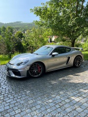 Porsche 718 Cayman GT4 PDK 2021