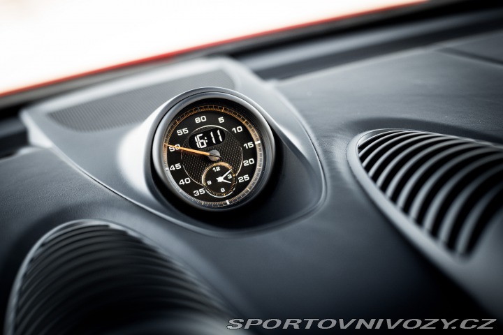 Porsche 718 GT4 2022