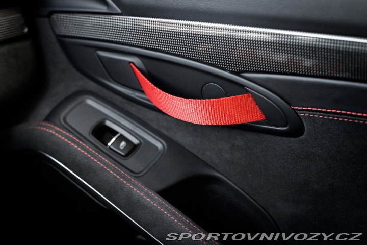 Porsche 718 GT4 2022