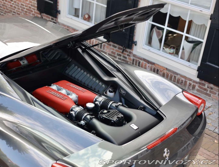 Ferrari 458 Italia, 419KW, AT, TOP! 2013