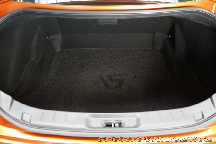 Nissan GT-R 419kW Recaro Bose CarPlay 2020