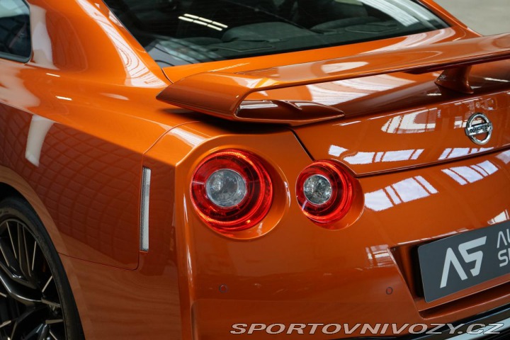 Nissan GT-R 419kW Recaro Bose CarPlay 2020