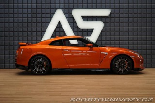 Nissan GT-R 419kW Recaro Bose CarPlay 2020