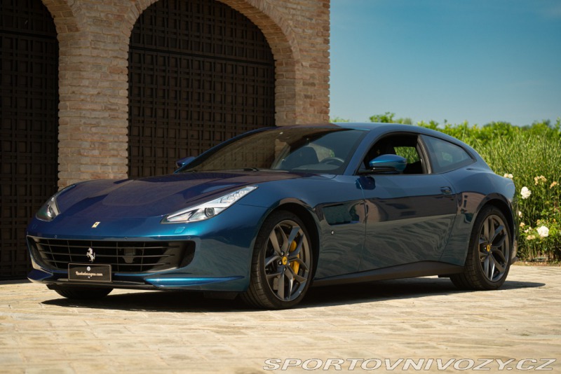 Ferrari GTC4Lusso T