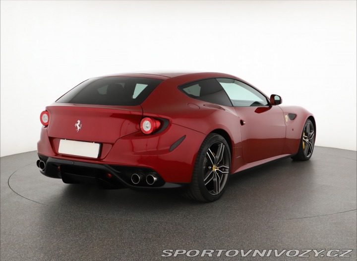 Ferrari FF 6.3 V12 2012