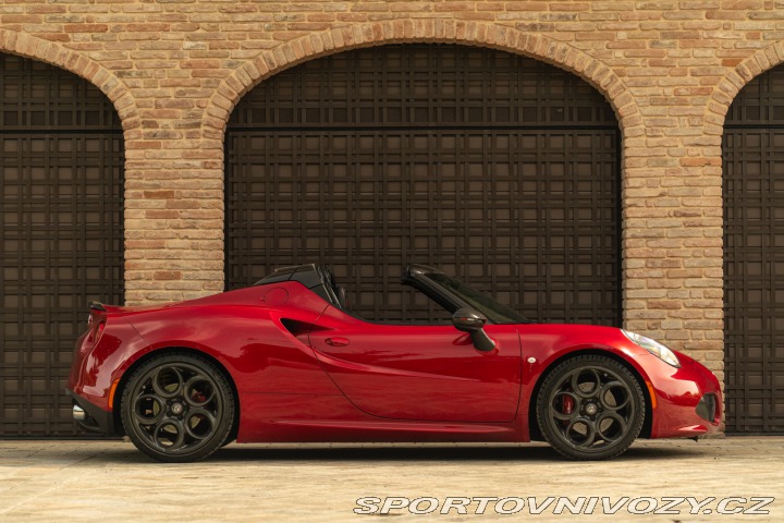 Alfa Romeo 4C SPIDER 2017