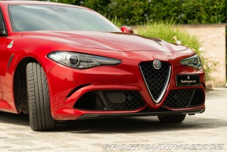 Alfa Romeo Giulia QUADRIFOGLIO MANUAL 2018