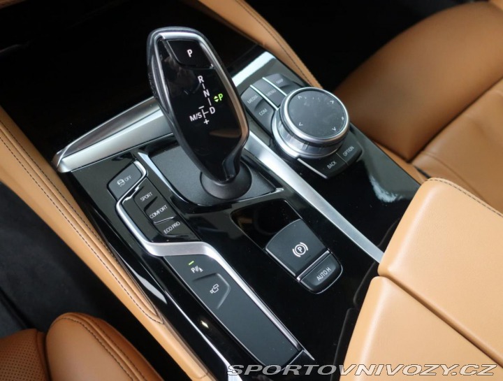 BMW 5 M550d Touring Individual 2020