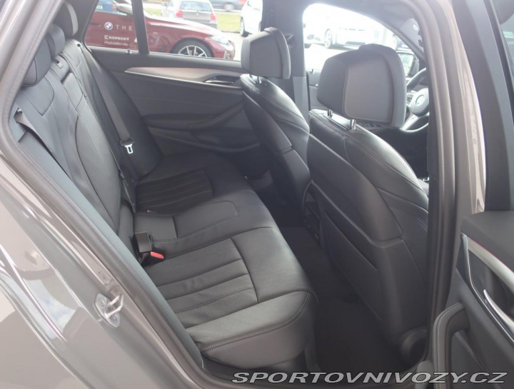 BMW 5 530e xDrive Touring M Spo 2022
