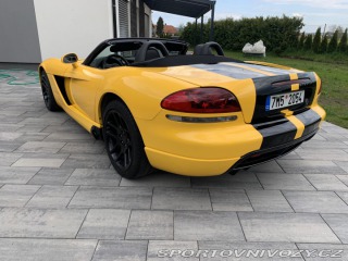 Dodge Viper  2004