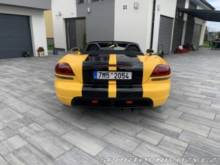 Dodge Viper  2004