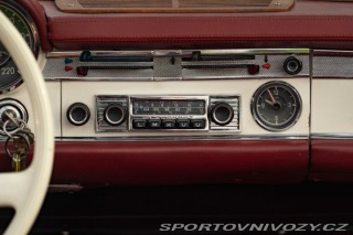 Mercedes-Benz SL 230 PAGODA 1965